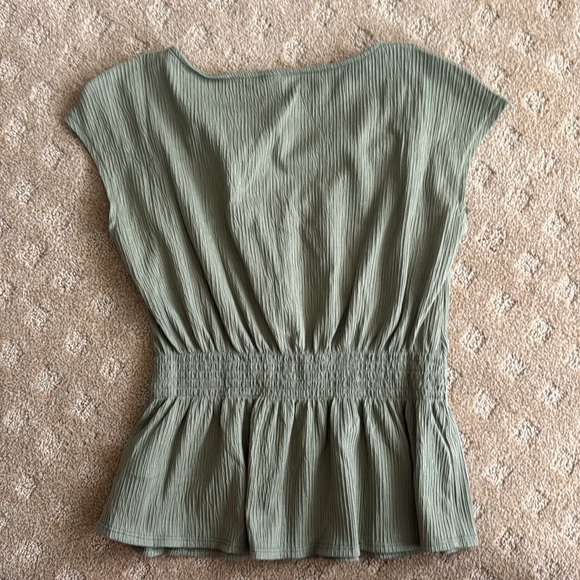 Old navy sage green Smocked Waist Top size small.  Like new. - Picture 3 of 3